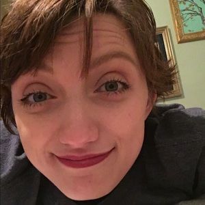 Meet your Posher, Brenna